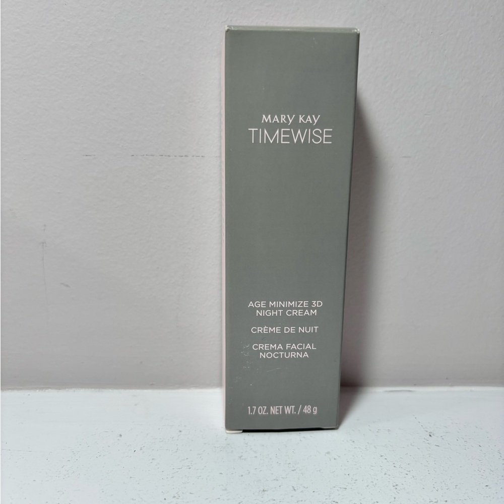 Mary Kay Timewise Age Minimize 3D Night Cream Normal to Dry 1.7 Oz